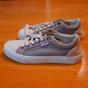 Taos plim soul size 8.5